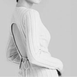 Cream Open-Back Lounge Set size M